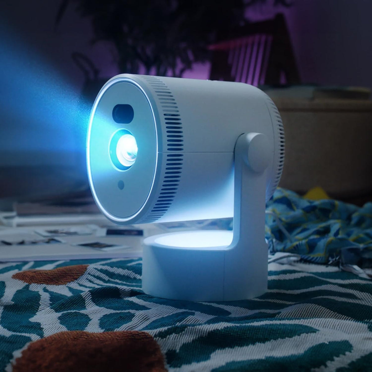 LG CineBeam PU700R 4K UHD LED Projector, White, HDMI, USB-A, USB-C, 1000 Lumens, HDR10, HLG, Auto Screen Adjustment, WebOS Streaming